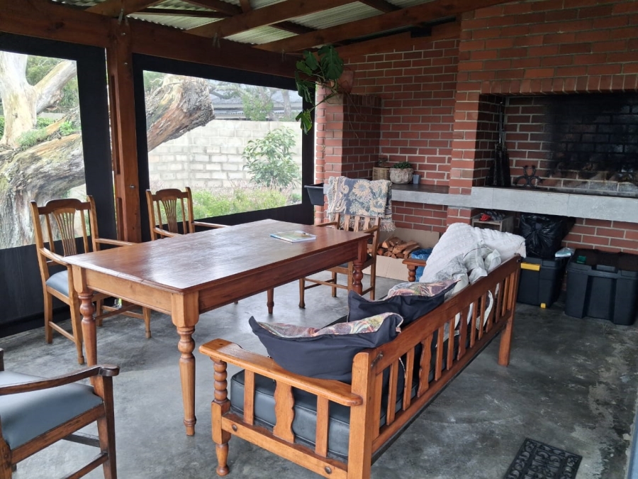 To Let 3 Bedroom Property for Rent in Groot Brakrivier Central Western Cape